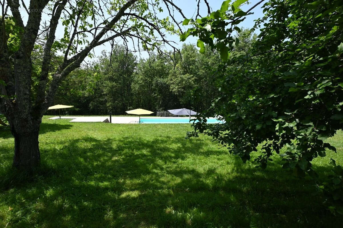 Maison à PUY-L&#039;EVEQUE
