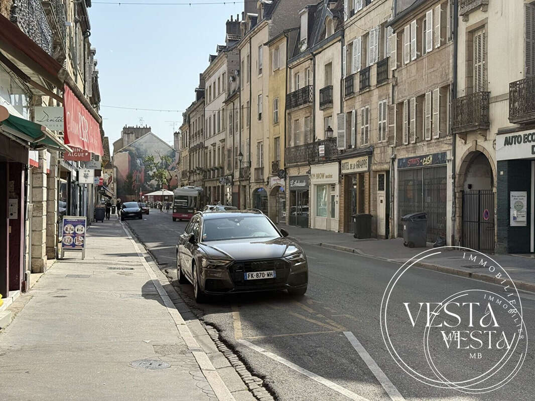 Autre à DIJON
