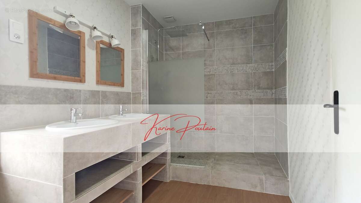 Maison à SAINT-LOUBES