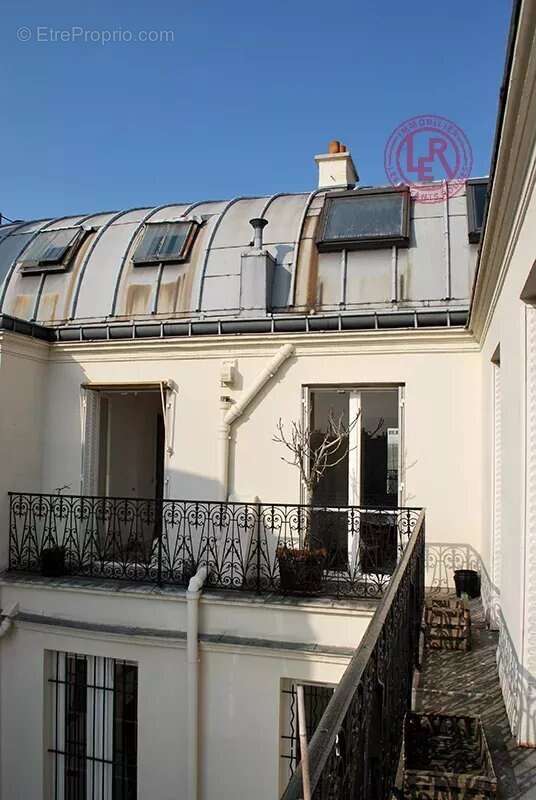 Appartement à PARIS-3E