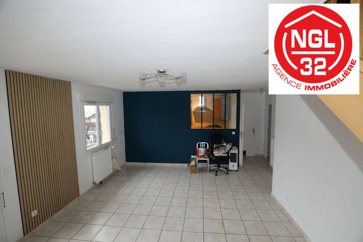 Appartement à MENTHONNEX-EN-BORNES