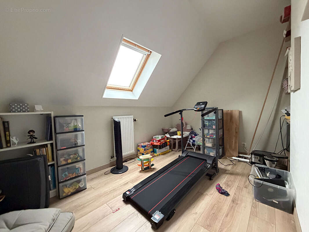 Maison à VERNEUIL-SUR-SEINE