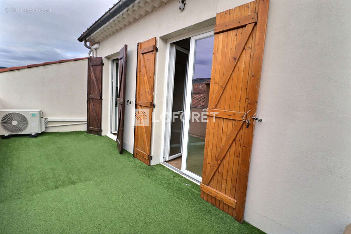 Appartement à CUERS