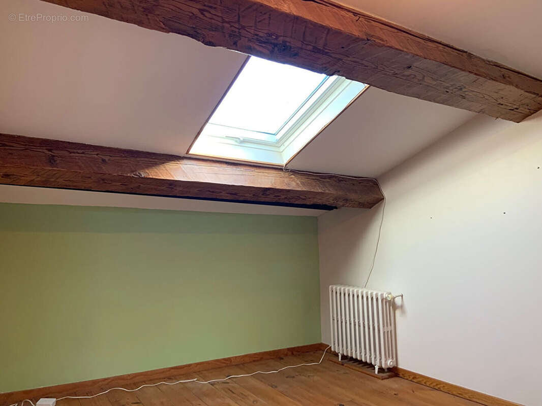 Maison à POURRIERES