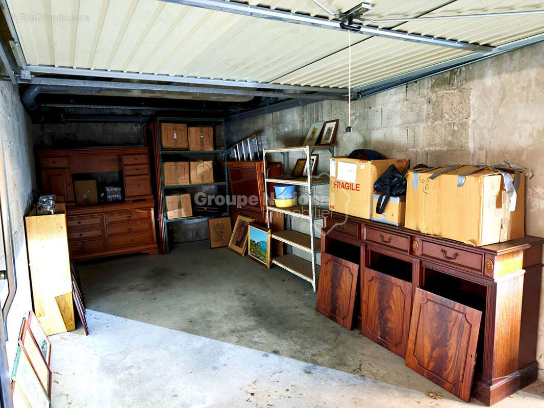Garage ArlesGarage en résidence - Arles - photo 3