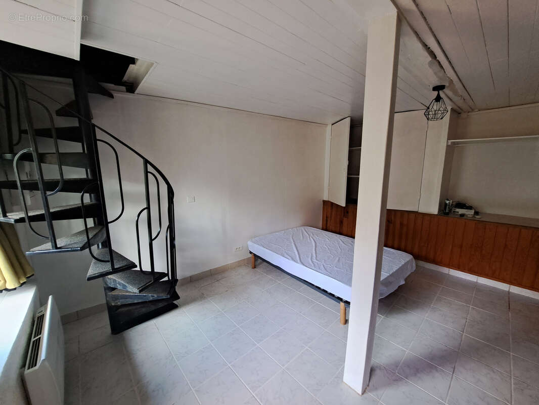 Maison à SALIGNAC-EYVIGUES