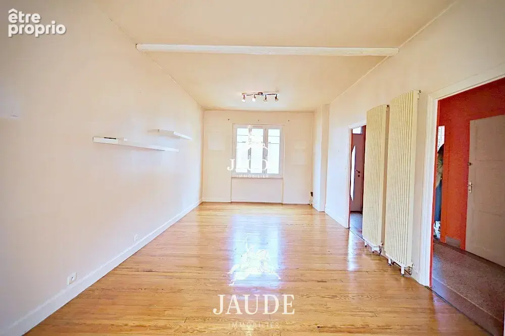 A VENDRE CHAMALIERES Maison divisée en deux logements avec jardin et  garage - photo 3