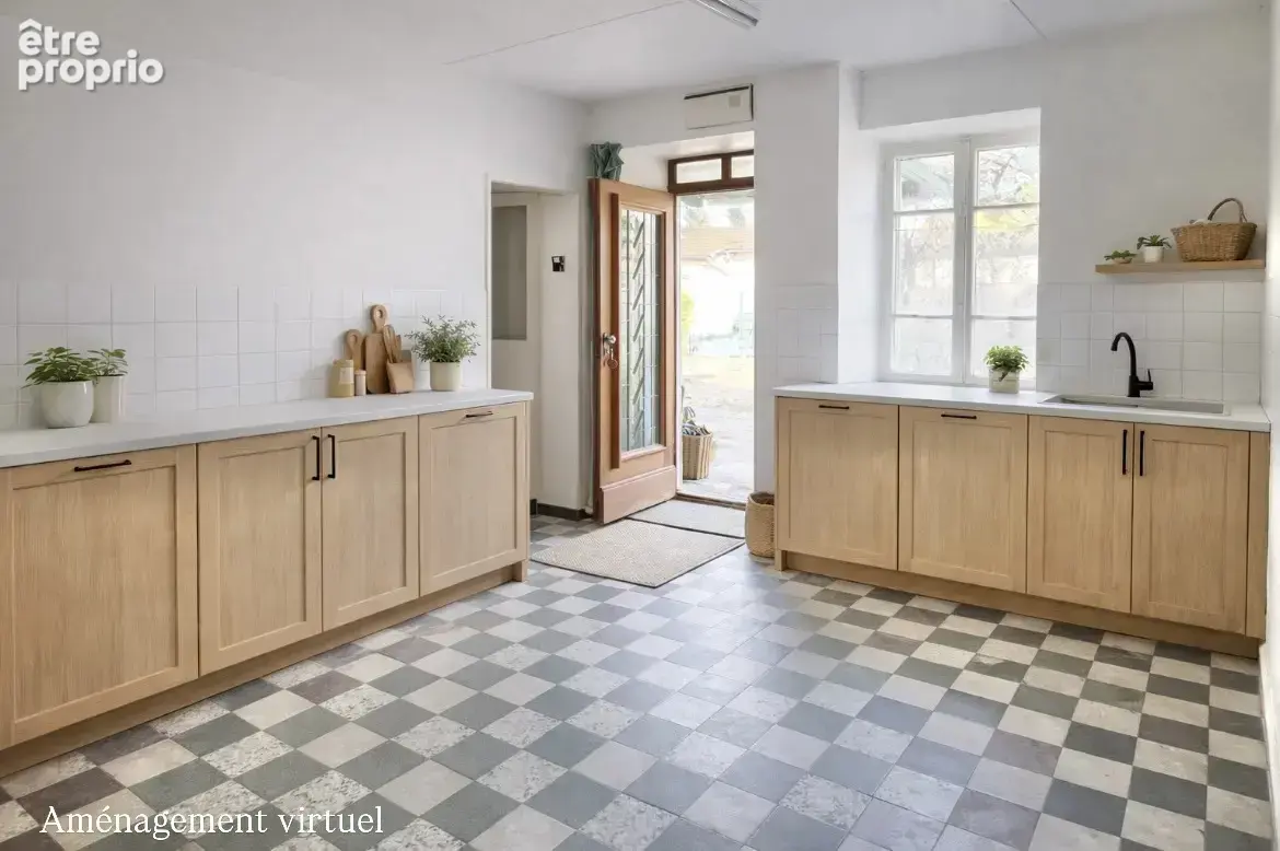 PLEIN CENTRE et au grand calme, maison de 100 m2 avec 3 chambres et beau potentiel - photo 5