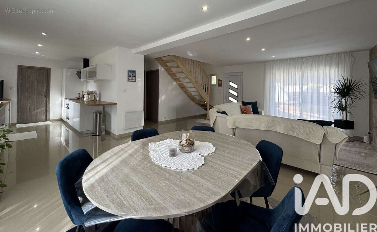 Photo 6 - Maison à CHINON