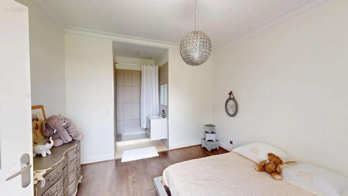 Maison à FOUQUEBRUNE