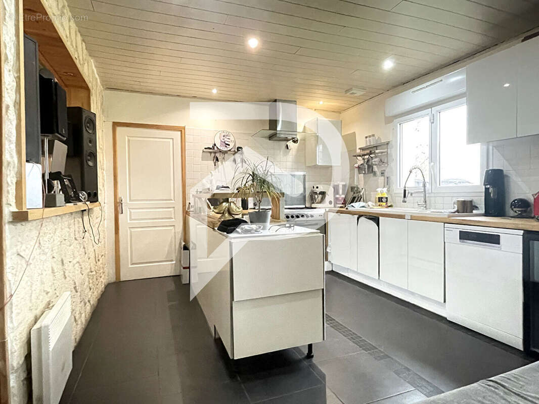 Maison à BETHENCOURT