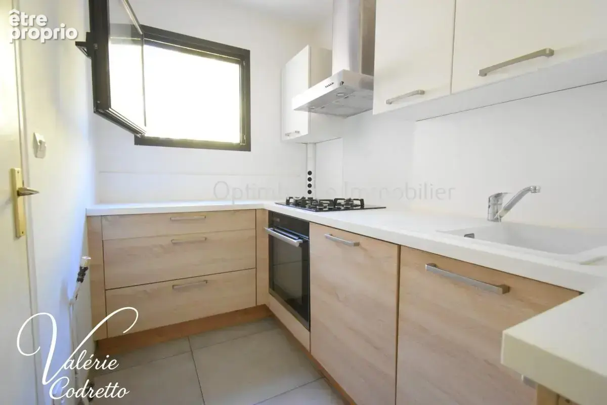 Hyères centre-ville – t2 de 49 m² avec terrasse – ascenseur 83400 - photo 13