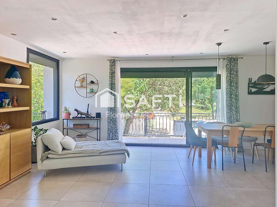 Photo 5 - Maison à LA BOUILLADISSE