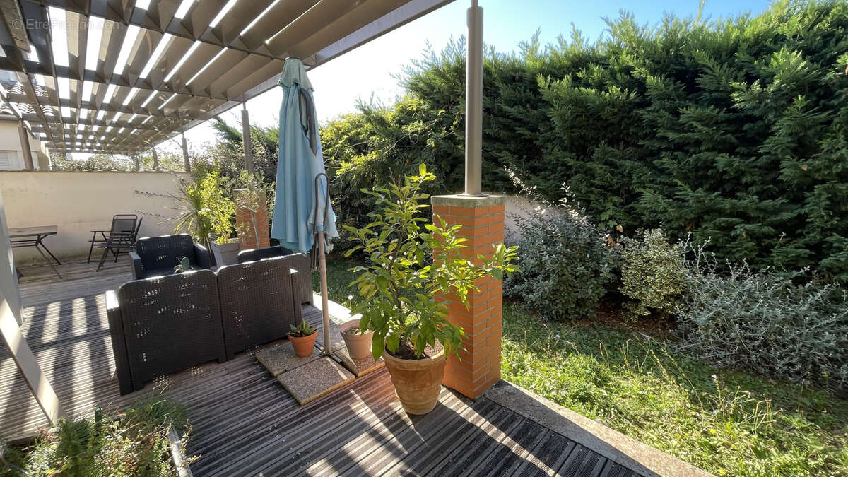 Maison à CASTELGINEST