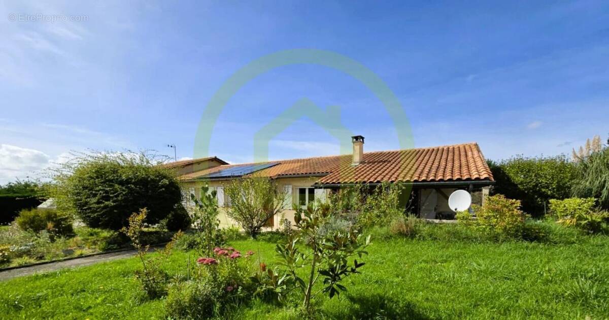 Maison à SAINT-BONNET-SUR-GIRONDE