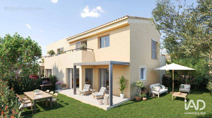 Photo 1 - Appartement à BORMES-LES-MIMOSAS