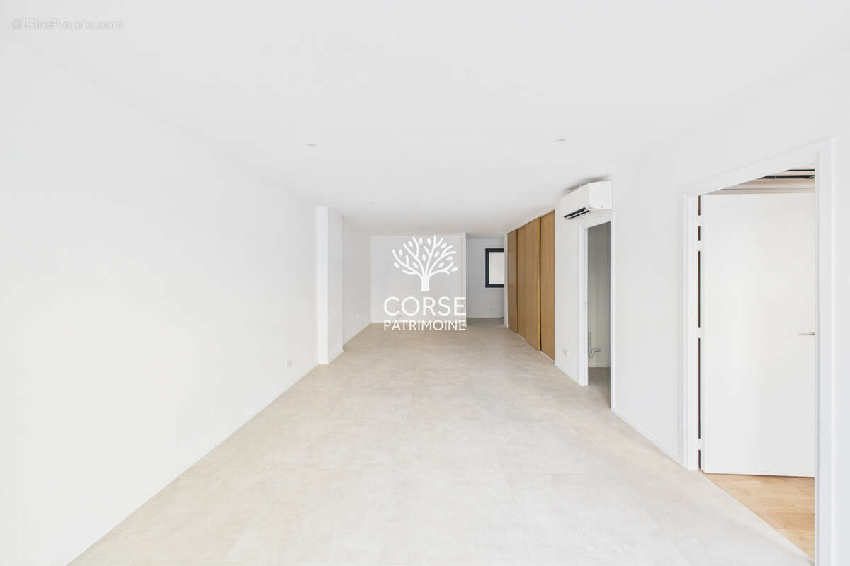 Appartement à PORTO-VECCHIO