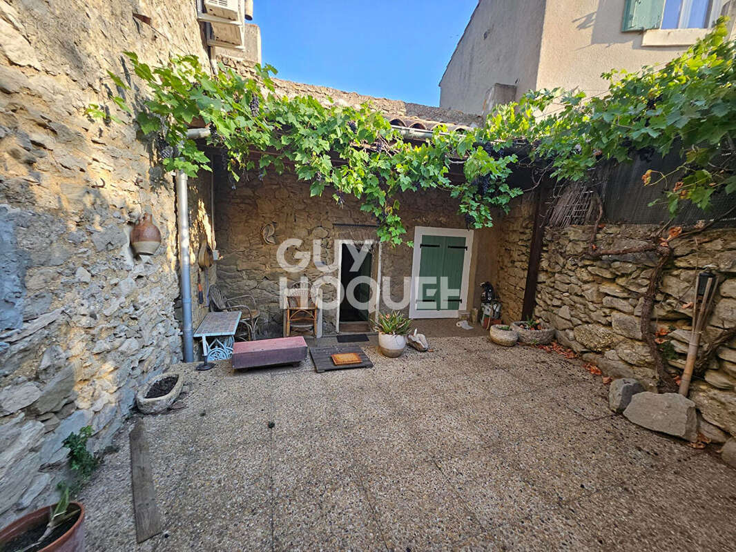 Maison avec extérieur à Vendre à Beaufort - photo 9