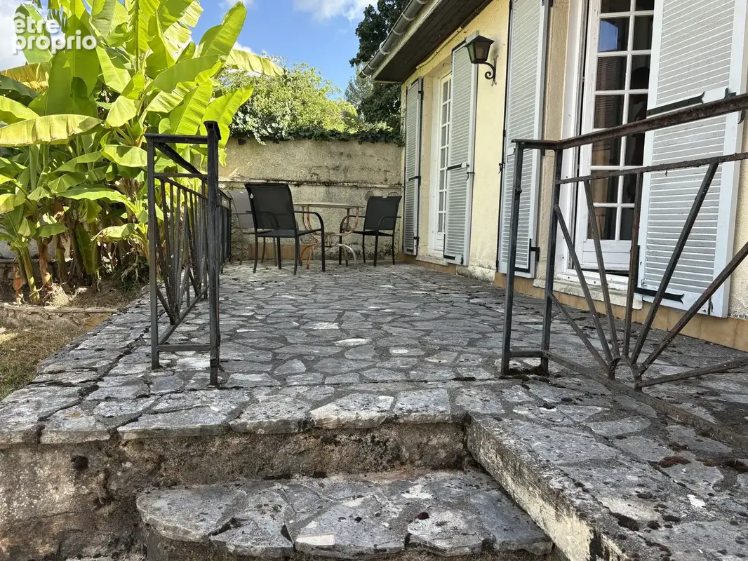 Maison de plain-pied, terrain arboré au cœur du Coux-et-Bigaroque - photo 3