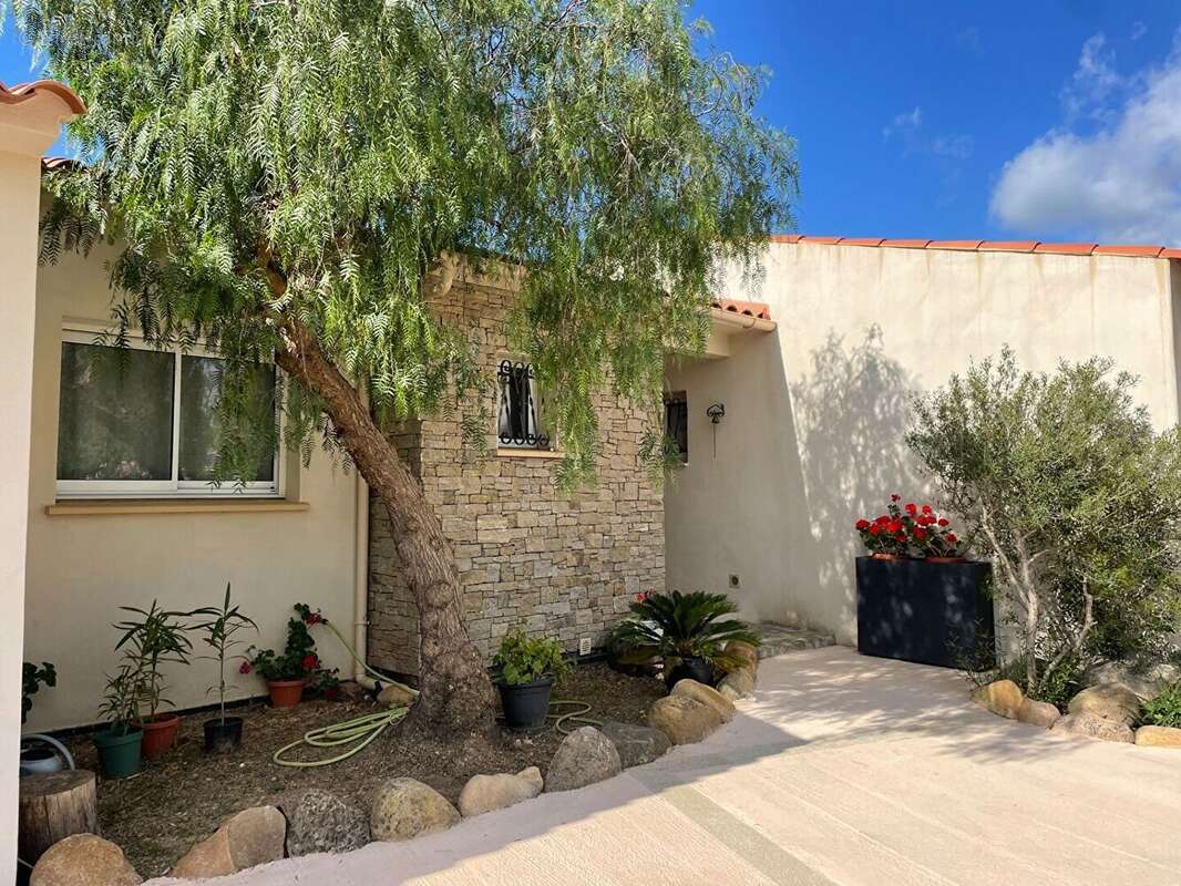 Villa à Saint-Cyprien - à quelques pas de la plage - photo 2