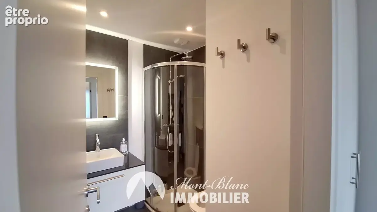 Chalet d’architecte — une vue, une signature, un art de vivre - photo 18