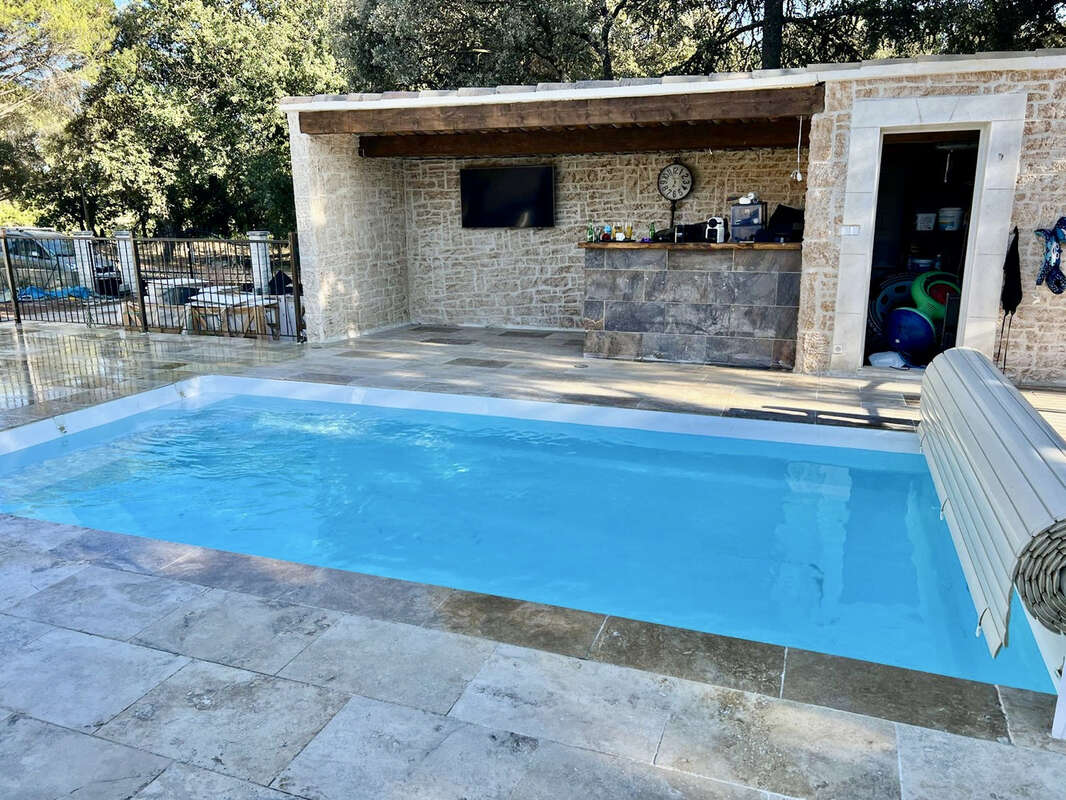 Maison à SUZE-LA-ROUSSE