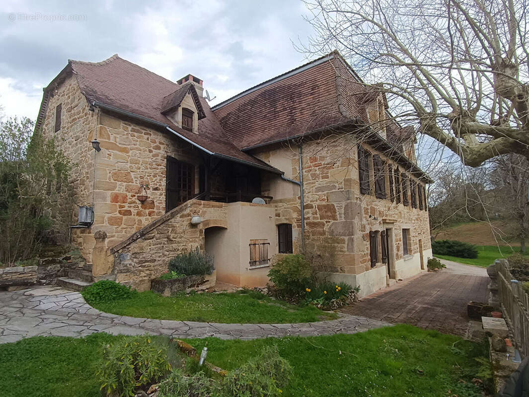 Maison à CAPDENAC-GARE