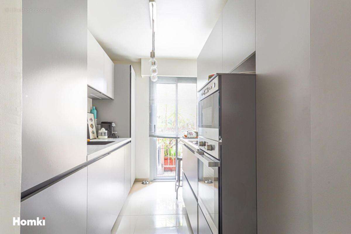 Appartement T4 de 101 m² à Nice 06300, Avenue du Mont Alban - photo 8