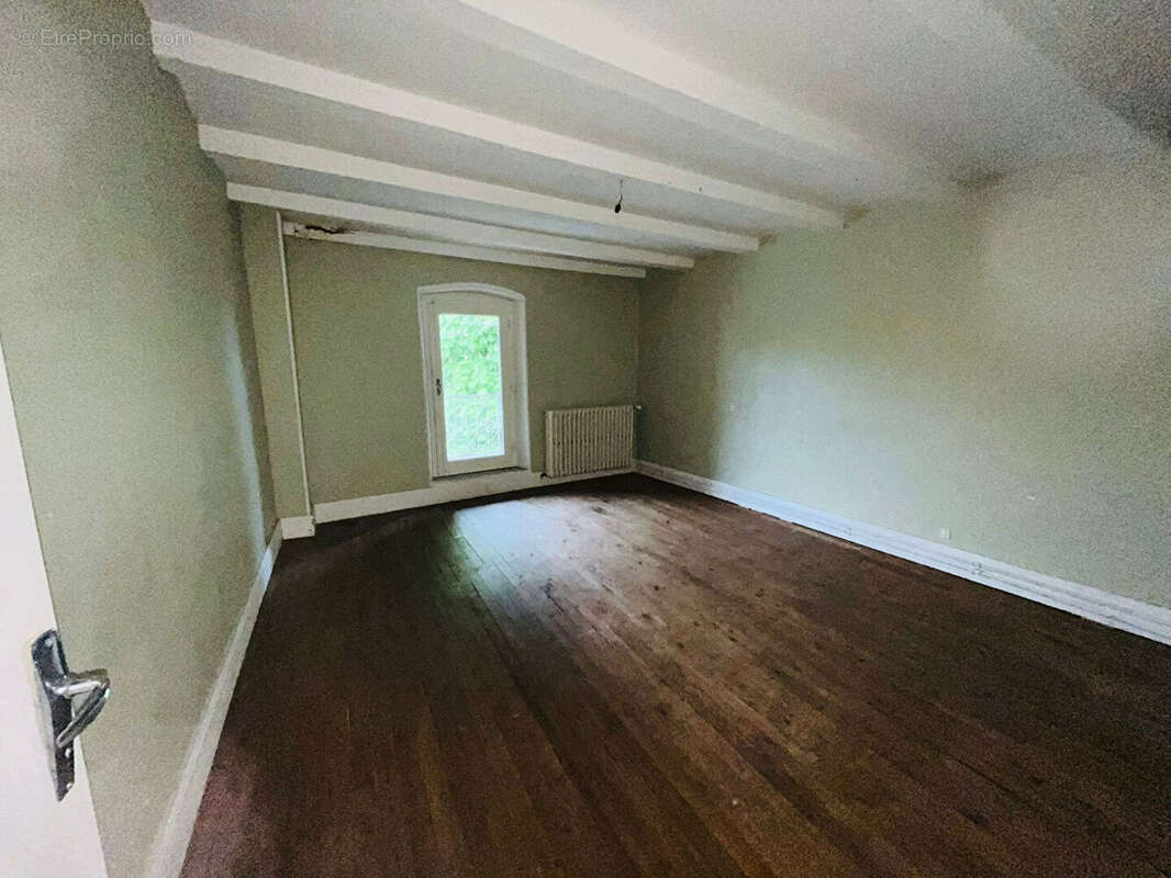 Maison à HAUTEVILLE-LOMPNES