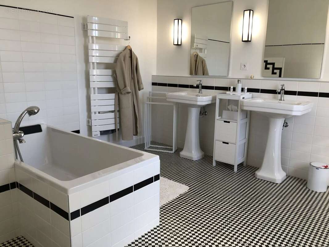 Maison à LA REDORTE