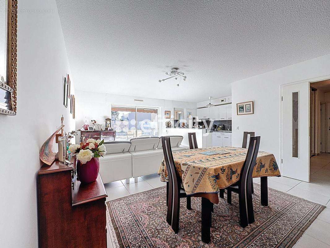 Appartement à SAINT-RAPHAEL