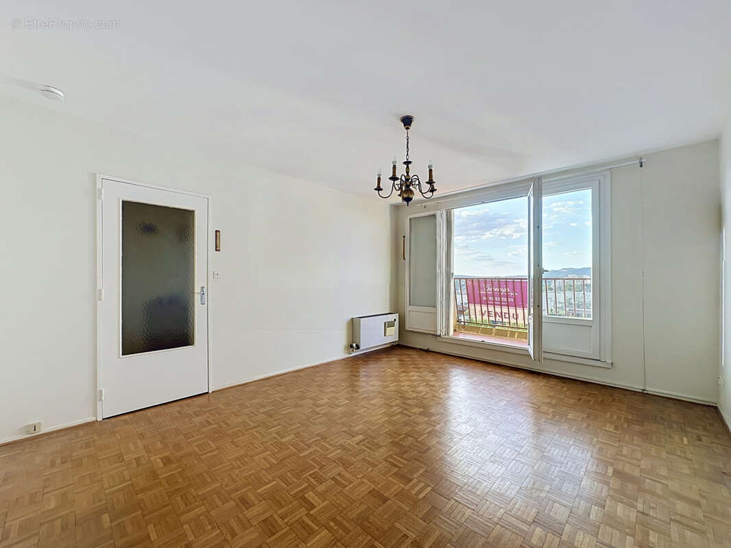 Appartement à LYON-5E