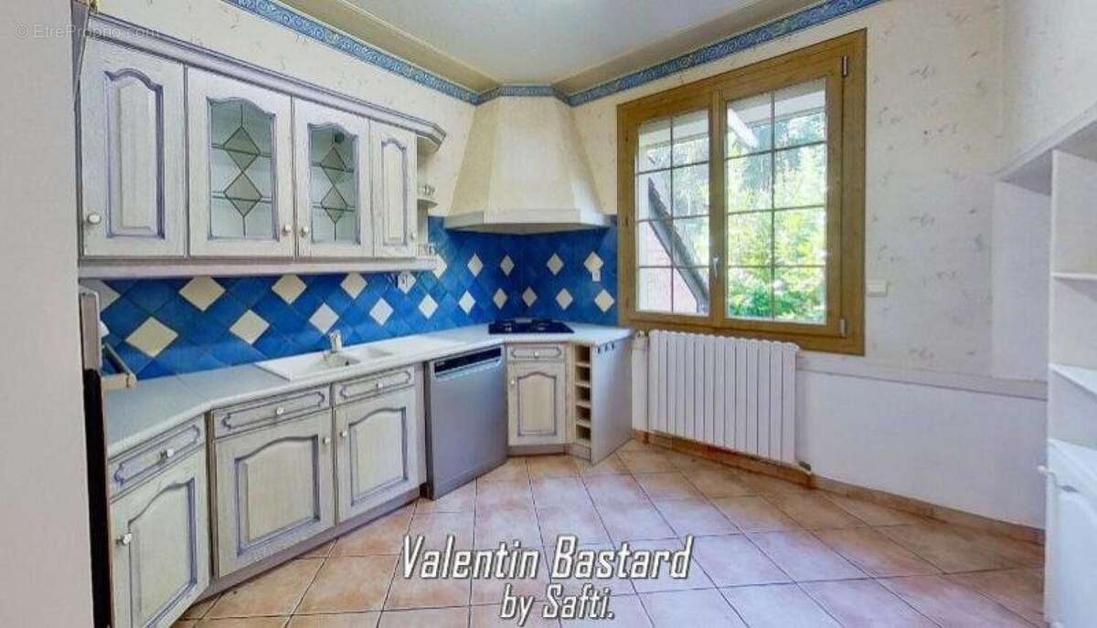 Photo 3 - Maison à SAINT-MARTIN-LE-BEAU