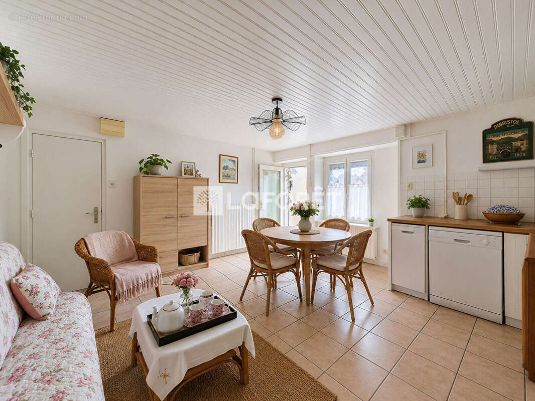 Maison Bouhans Et Feurg 4 pièce(s) 89.30 m2 - photo 3
