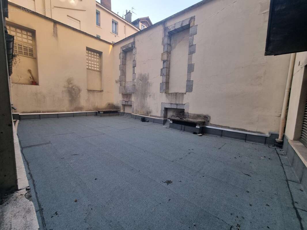 Commerce à GRENOBLE