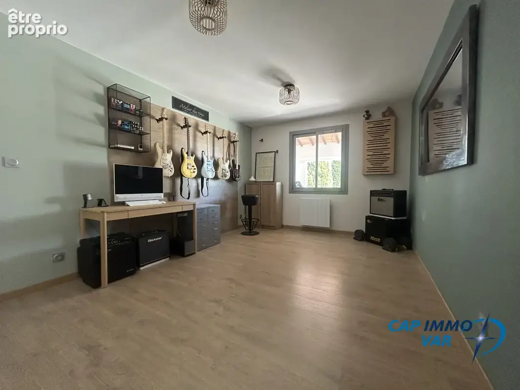 Maison 4 pièces 130 m² à vendre à Sanary-Sur-Mer (83110) - photo 6