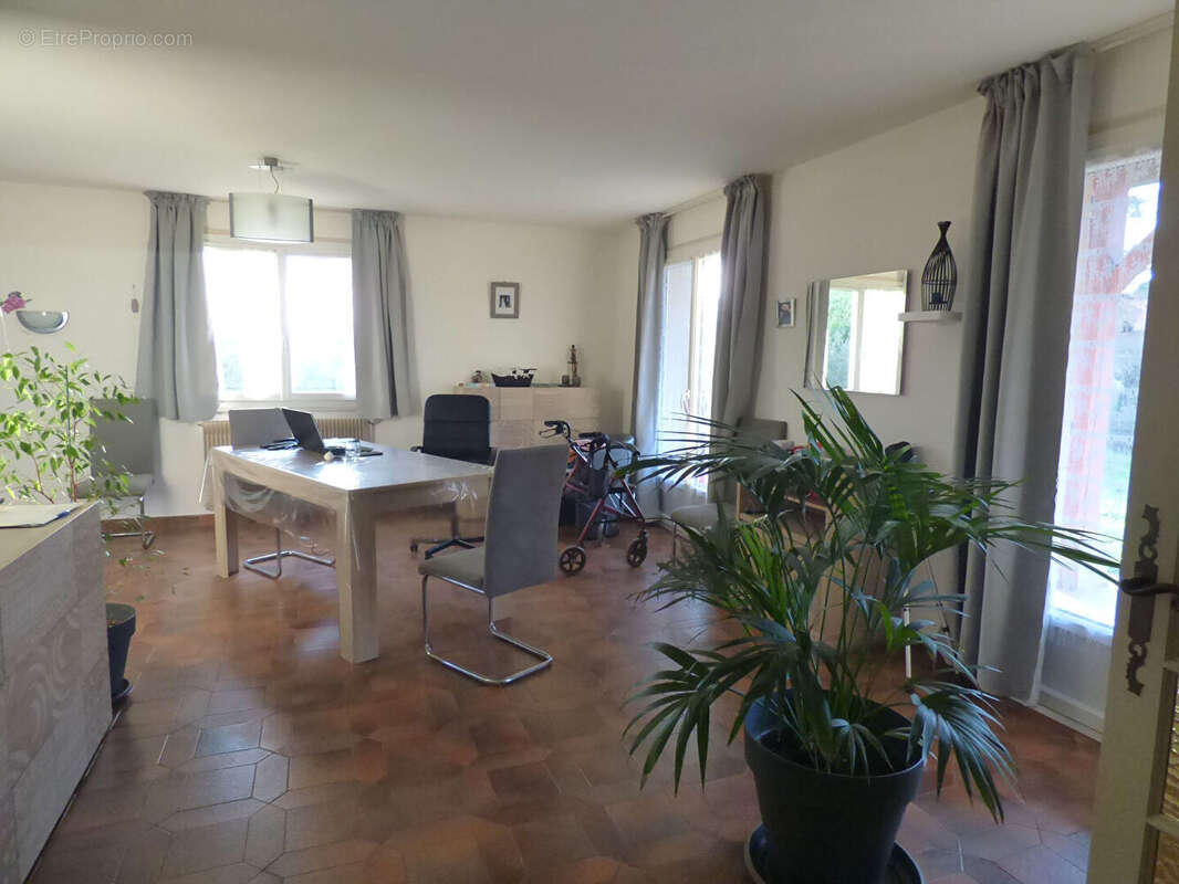 Maison Curciat Dongalon 4 pièce(s) 85 m2 - photo 4