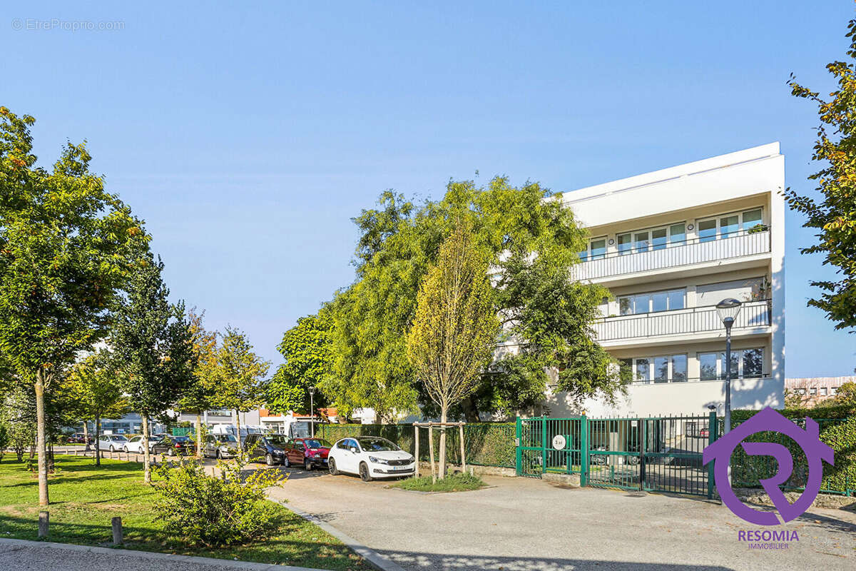 Appartement à CHATILLON