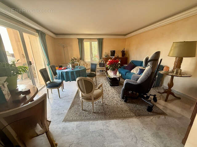 Appartement à SANARY-SUR-MER
