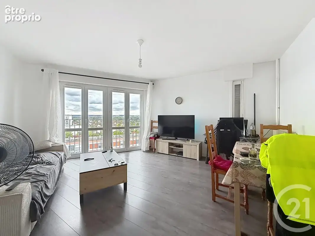 Appartement 2 pièces 52 m² à vendre à Saint-Andre-Les-Vergers (10120) - photo 1