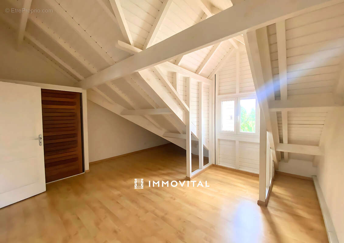 Appartement à PETIT-BOURG