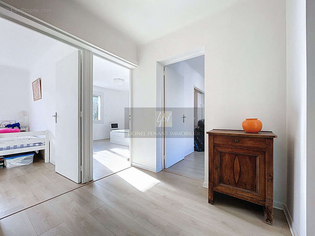 Carpentras maison de ville t4 112m² avec garage terrain 278m² - photo 12
