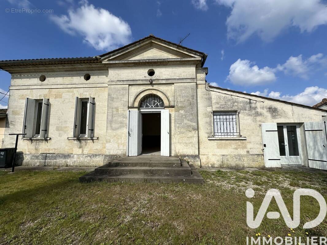 Photo 1 - Maison à AMBARES-ET-LAGRAVE