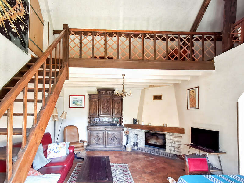 Maison à CLEVILLIERS