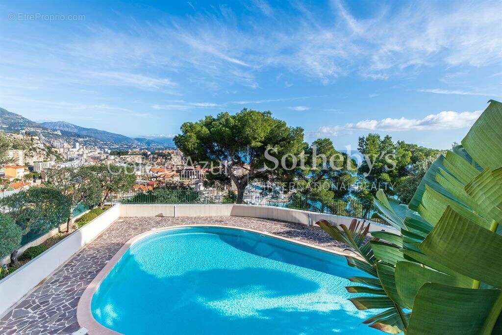 Appartement à CAP-D'AIL