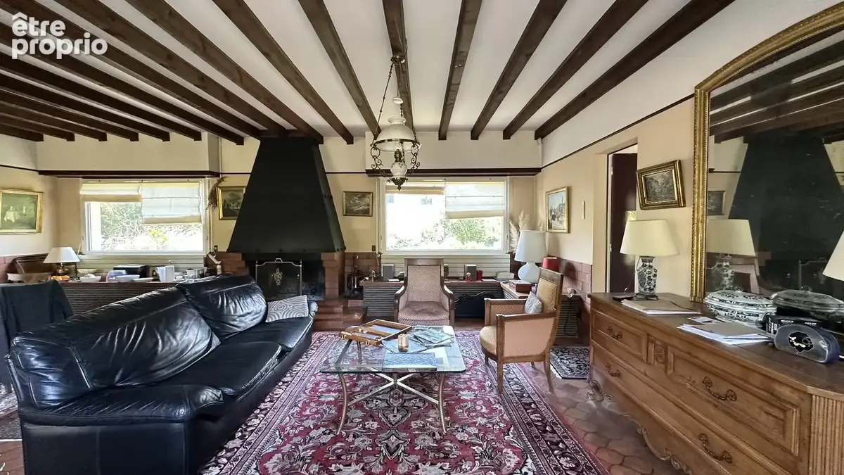 Hossegor  centre-ville / les halles  emplacement rare  villa  200 m² sur terrain 1 140 m²  fort potentiel - photo 9