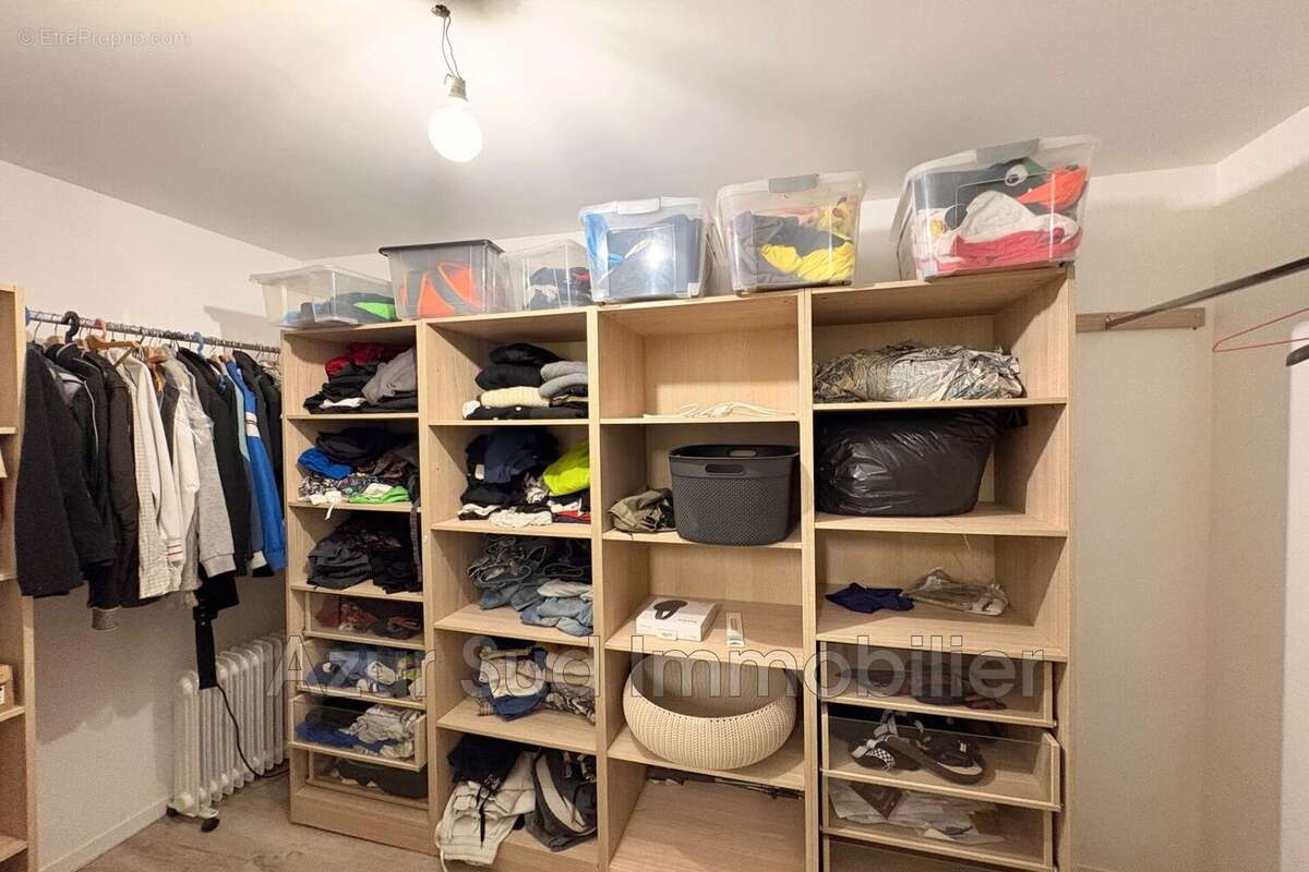 Appartement à LE CANNET