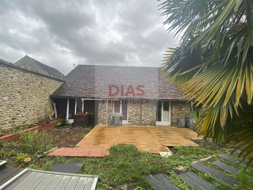 Terrain à PRESLES-EN-BRIE