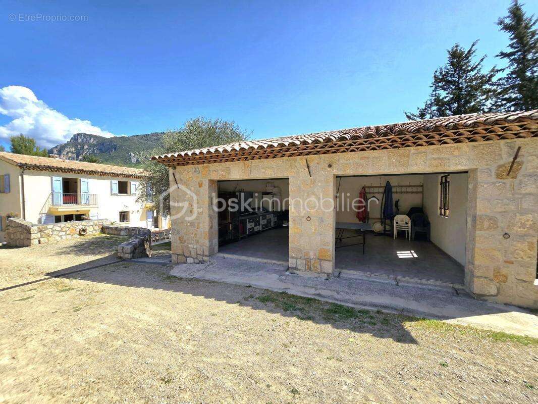 Maison à LE BAR-SUR-LOUP