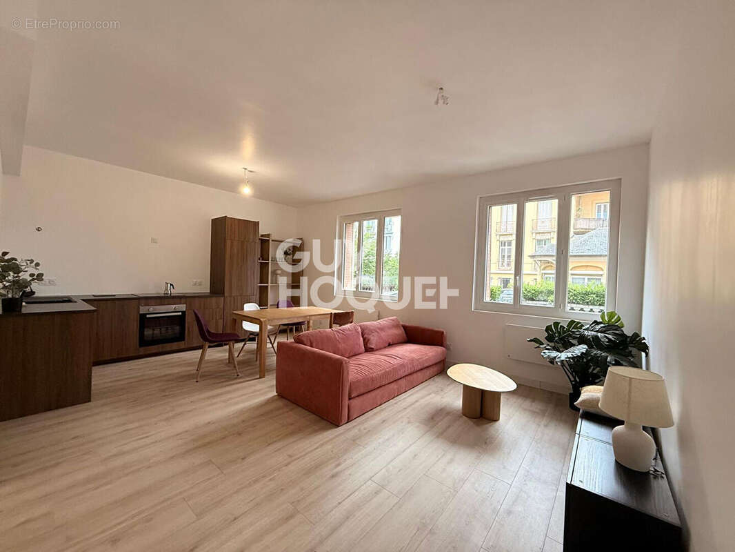 Appartement à AIX-LES-BAINS